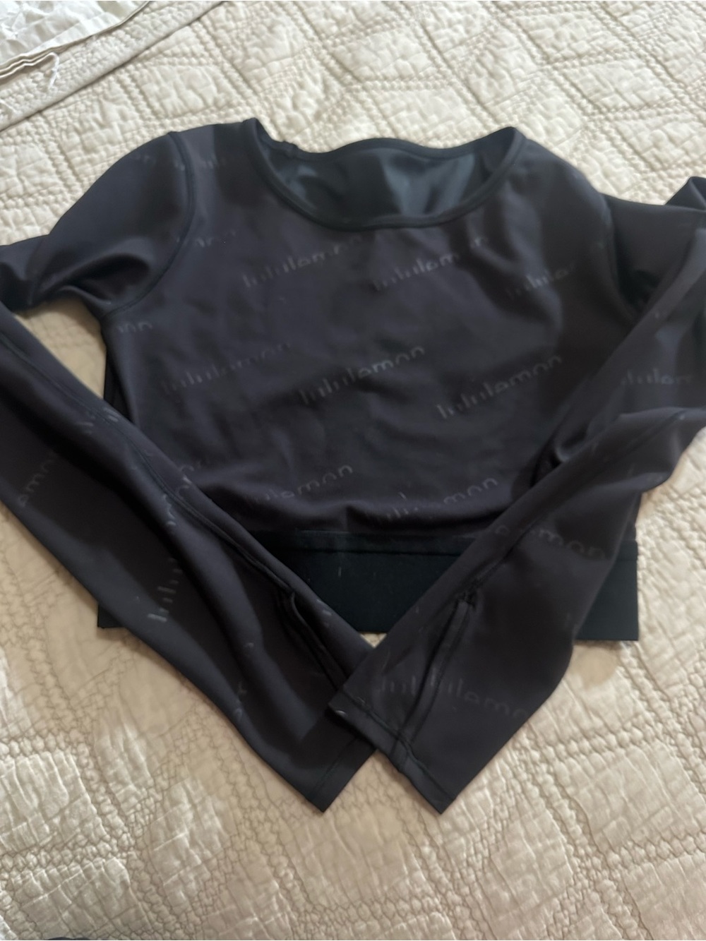 lululemon athletica Black Long-Sleeve Crop Top